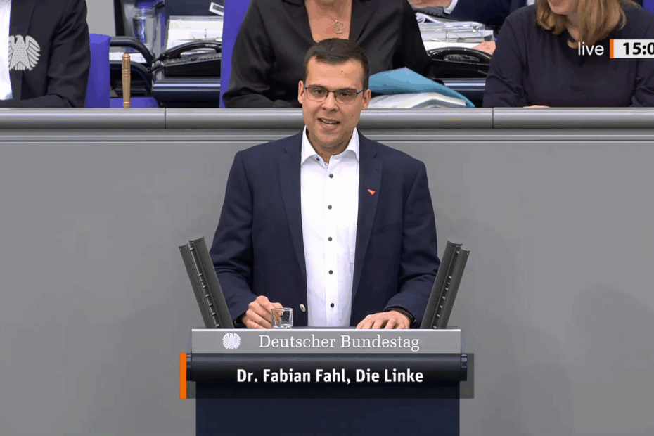 Fabian Fahl am 15.05.2025 im Bundestag